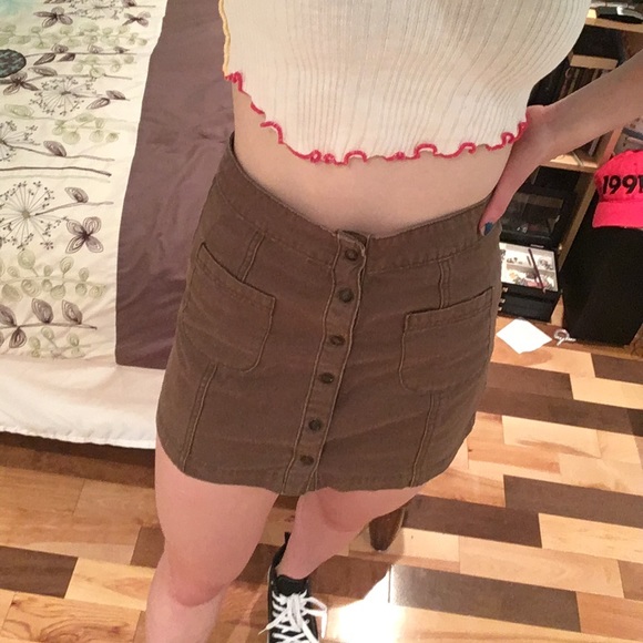 Forever 21 Dark Green Mini Skirt size small - Picture 6 of 7